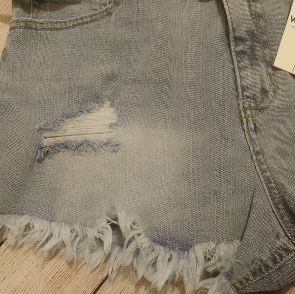Wallflower Fearless Curvy Super High Rise Cut Off Denim Blue Jean Shorts shorty. - Picture 7 of 13